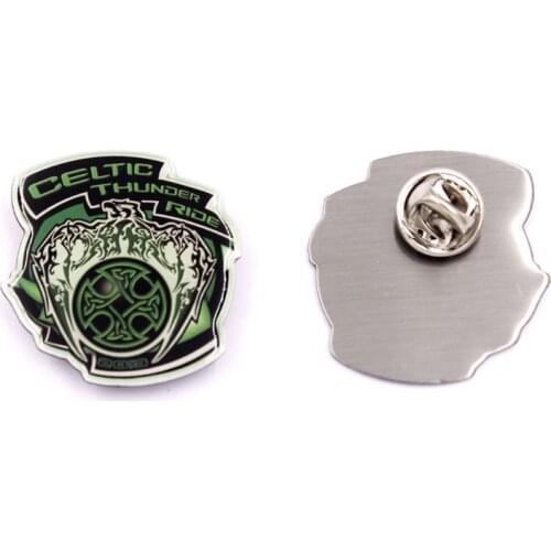 Custom military badge back butterfly buckle zinc alloy badge