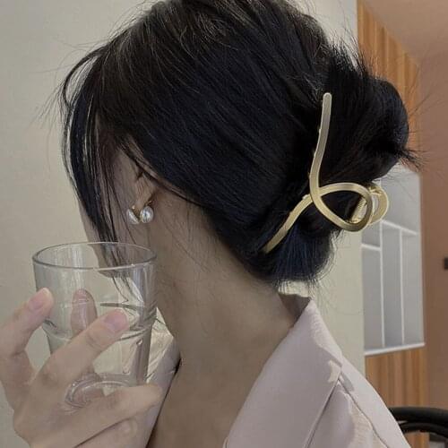 Women Barrettes Metal Hair Claws Hair Accessories Hair Clips Hairpins Ladies Hairgrip Headwear Girls Ornaments Crab Bands