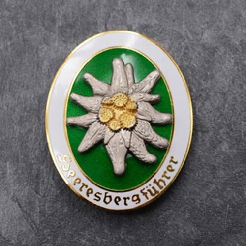 WW2 GERMAN MOUNTAIN TROOPS CAVALRY EDELWEISS MEDAL METAL BADGE PIN BROOCH GOLD