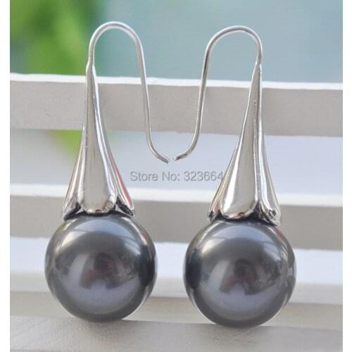16mm round black shell pearl Morning glory hook earring
