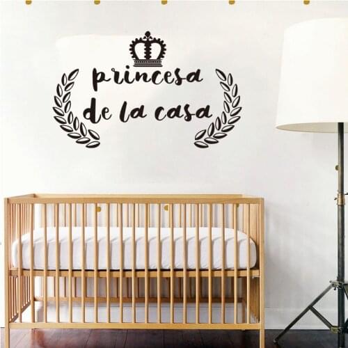 Spain Vinyl Wall Sticker Crowned Princess Removable Decal Art Wallpaper Original Fashion Simple Decorative Painting DW1001B