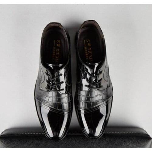 Men Pointed Toe Leather Shoes Flat Shoes Classic PU Leather Men Dress Shoes Banquet Wedding Shoes Crocodile Pattern Business