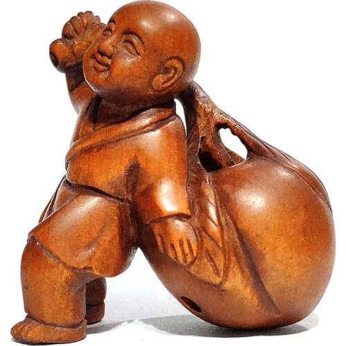 Y6795 - 2" Hand Carved Boxwood Netsuke : Boy with Peach