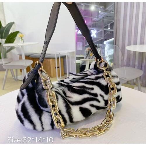 Fashion Retro Solid Color Shoulder Messenger Underarm Bags Women Simple Plush Soft Autumn Winter Fashion Fluffy Female Handbags