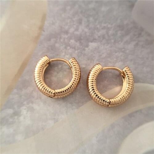 Bohemia Gold Color Plating Small Textured Striple Hoop Earrings For Women Girl Elegant Casual Tiny Gorgeous Jewelry Accessory