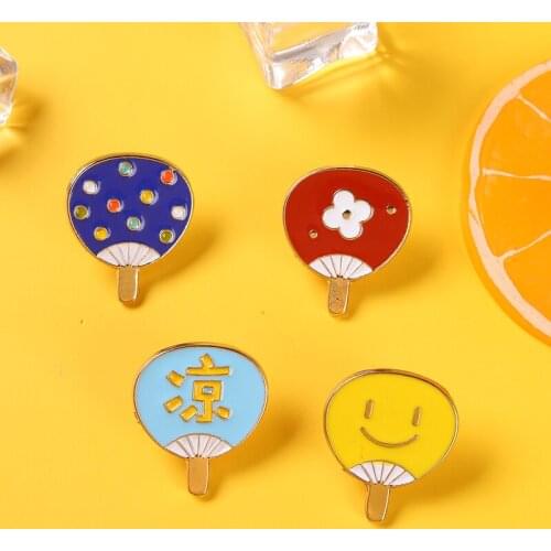 Cute Fans Enamel Pins Red Yellow Smiling Face Chinese "Cold" Custom Brooches Metal Badge Creative Gift for Friends Kids