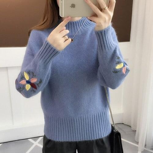 New Embrodiery Pullover Sweaters Women Half Turtleneck Loose Short Knitting Sweater Autumn Winter Female Casual Sweaters FP1256