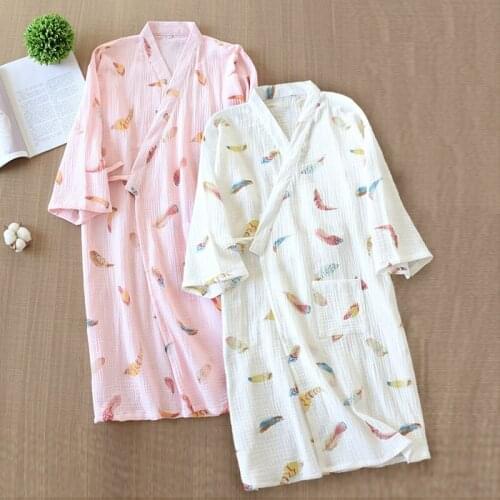 Cotton Robes for Women Kimono Cardigan Japanese Style Pajamas Three Quarter Sleeve Breathable Feather Printed Bathrobe Sleepwear