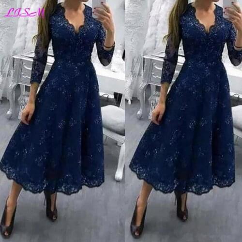 Navy Blue V-Neck Modest Tea Length Plus Size Mother of the Bride Dress 3/4 Long Sleeves Wedding Party Gowns Lace Formal Dress