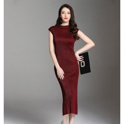 Miyake pleated burgundy sleeved long dress round neck dress luxury evening dresses elegant aesthetic clothes