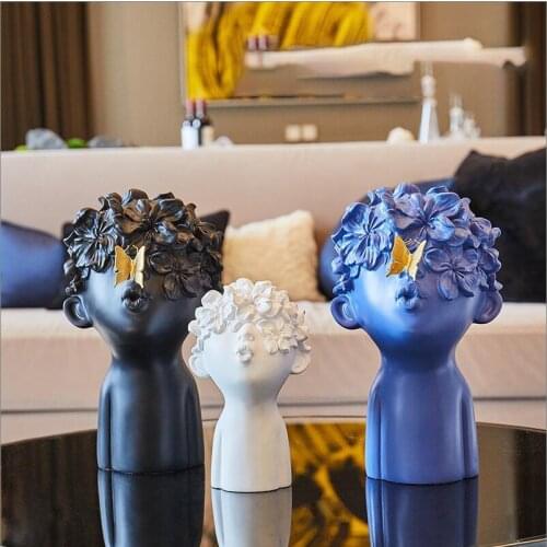 Nordic Minimalist resins Pictures Nice flange Young sculpture Living facility Decoration Offices Coffee Bar Woonkamer Ornaments