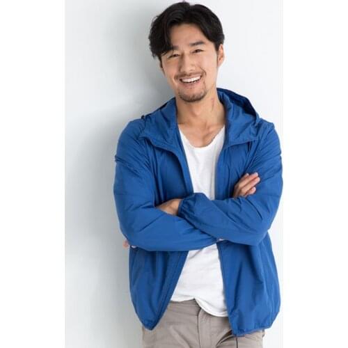 Protection Sun Summer Clothes Mens Ultra-thin Breathable Korean Coat Men Skin Windbreaker Coats Chaquetas Hombre KJ354 s