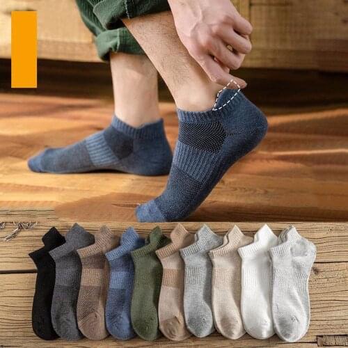 2021 New Fashion Style Mens Socks Breathable Soft Mesh Boat Socks Pure Color Heel Socks Casual Thin Style Hosiery