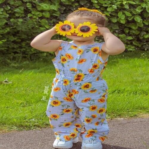Childrens clothing 2020 summer new childrens jumpsuit girls striped sunflower sleeveless jumpsuit