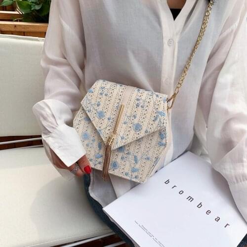 Hexagon Style Straw Lace Embroidery Bag Handbags Women Summer Rattan Bag Handmade Woven Beach Bohemia Handbag 2019 New Fashion