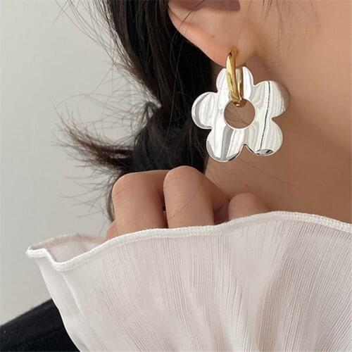 AOMU 2021 New Hyperbole Irregular Geometric Hollow Mirror Silver Color Metal Big Flower for Women Party Fashion Jewelry Gifts