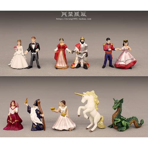 Miniatures European Medieval Ancient Roman Castle Pope King Princess Movie Action Figure Model Decoration Figurine Children Toys