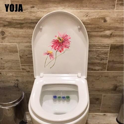 YOJA 19.4*23.3CM Red Flower With Bee Room Wall Decoration Home Toilet Seat Sticker T1-0404