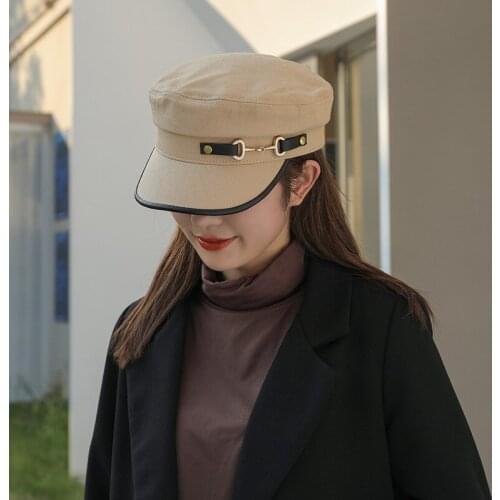 2021 New Hat Female Splicing Fashion For Women Ladies Man Black Metal Buckle Leather Stitching Beret French Caps Wholesale