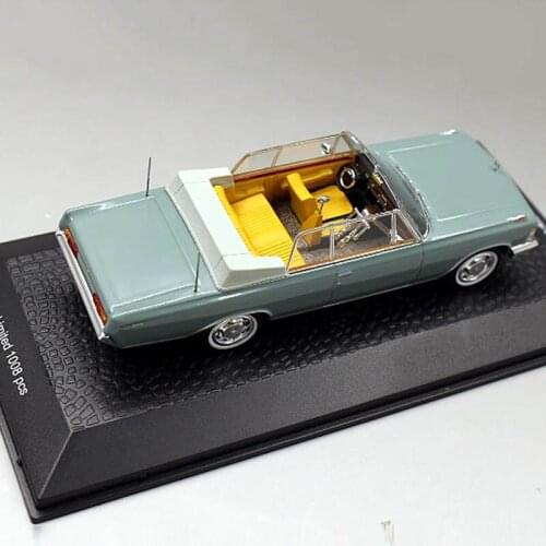 1:43 Die-cast Vehicle11B 1974 Soviet Russia President Car Model Alloy Metal Diecast Toys for Collectible Gift Display Souvenir
