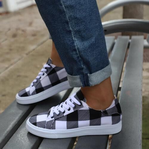 Womens Flat Casual Vulcanized Shoes Women Classic Gingham Leopard Leisure Lace-Up Shoes Ladies Fashion Footwear Plus Size