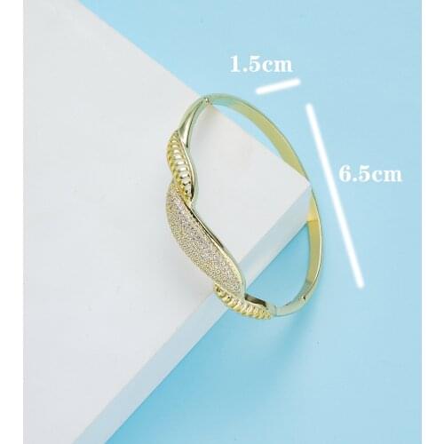 2020 july new gold color bracelet Moroccan women wedding charm butterfly bracelet for ladies