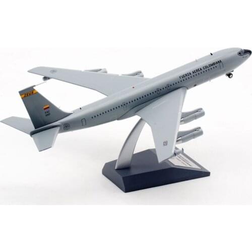 Diecast 1:200 Fuerza Aerea Colombiana Airplane B707-300 FAC1201 Model with Base Landing Gear Alloy Aircraft Plane Toy Collection