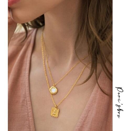 PerisBox Baroque Flat Pearl Pendant Necklace Women Minimalist Freshwater Coin Pearl Necklace Gold Medallion Layering Necklaces