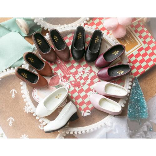 BJD doll shoes are perfect for 1/3 and 1/4 stylish simple low heel loafers with 7 color doll accessories