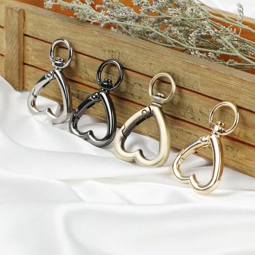 Spring Rings Heart Buckles Zinc Alloy Plated Gate Clips Carabiner Purses Handbags Round Push Trigger Snap Hooks Bag Belt Strap