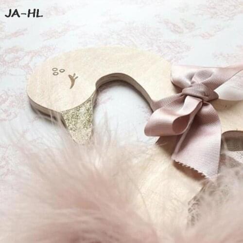 Kids Baby Animal Swan Wooden Clothes Hanger Rack Home Room Nursery Decor Hot Sale New