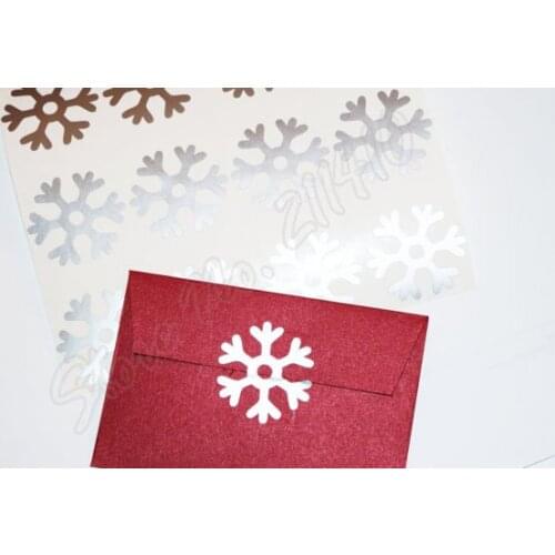 Christmas Decor 42 Snowflake Stickers Envelope Seal Invitation Seals Party Winter Window sticker Removable vinyl Wall Decal B322
