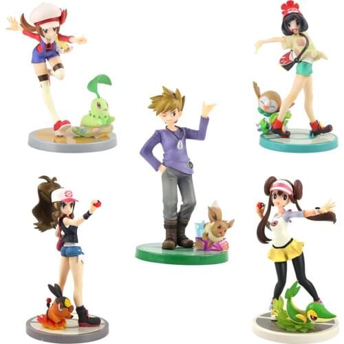 Anime Trainer Action Figure Gary Oak Lyra Selene Eevee Chikorita Rowlet Green Eievui PVC Model Toys Dolls Gift for Kids