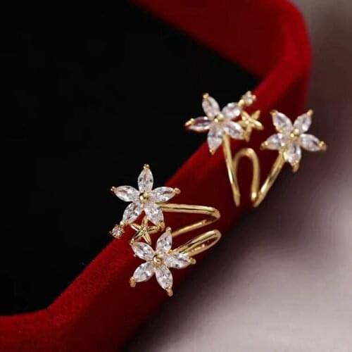 MENGJIQIAO Korean Delicate Star Flower Zircon Ear Clips For Women Ladies Fashion Metal No Piercing Fake Cartilage Ear Jewelry