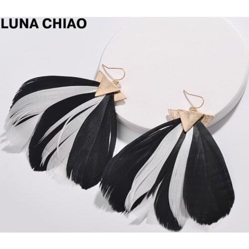 LUNA CHIAO Trendy Fashion Fancy Feather Color Block Black White Coral Big Feather Fan Shape Triangle Women Statement Earrings