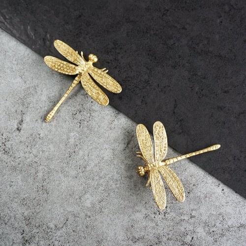 Drawer Knobs Dragonfly Shape Brass Knobs Moden Golden Furniture Cupboard Pulls Dresser Wardrobe Drawer Kitchen Cabinet Handles