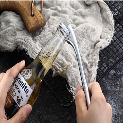 Zinc Alloy Beer Bottle Opener Kitchen Gadget Creativity Fish Mouth Shape Bionic Design Bottle Opener + ABS Non-Slip Handle