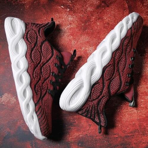 2021 Summer New Mens Mesh Lightweight Casual Breathable Sports Shoes Outdoor Fitness Running Shoes