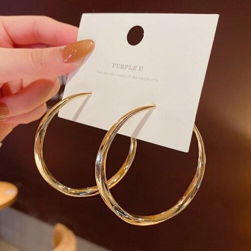2021 New Arrival Luxury Korean Fashion Jewelry Hoop Earrings Appealing Charming Earrings For Women Girls Designer Puuk Wedding
