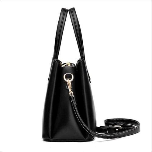 Handbag Killer Bag Mother Bag Middle Aged Womens Straddle Bag Large Capacity Womens Bag 2020 New Summer Trend Leisure Flap