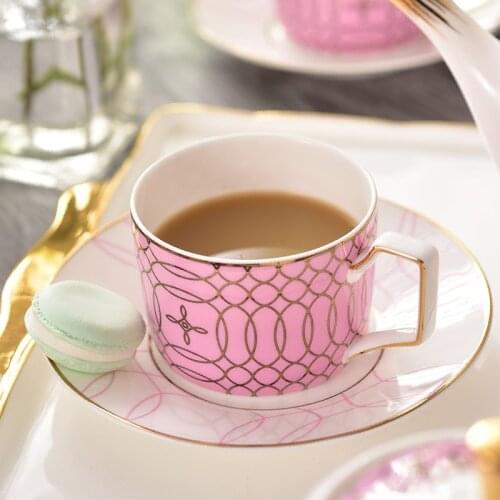 Excellent quality fine ceramic coffee cup Brief pink blue Depict gold lines afternoon black tea cup