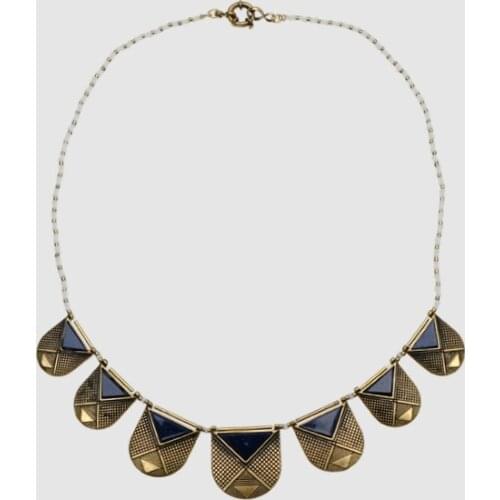 Amorita boutique Metal petal necklace