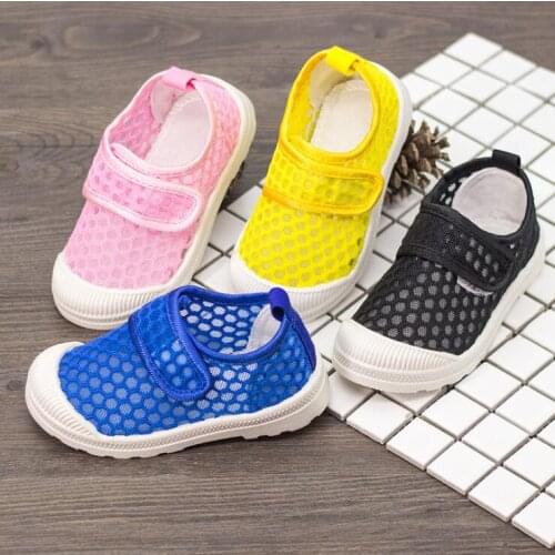 2020 Boys Girls Half Sandals Kids Summer Beach Shoes Children Casual Shoes Cut-outs Air Mesh Breathable Candy Colors Soft