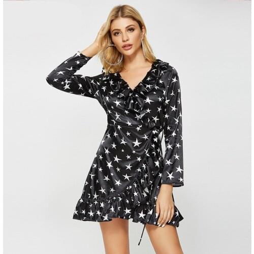2020 New Streetwear Internet Celebrity Cute Dress Women Long Sleeve Print Star Ruffle Dress Women Casual Red Black A Line Dress