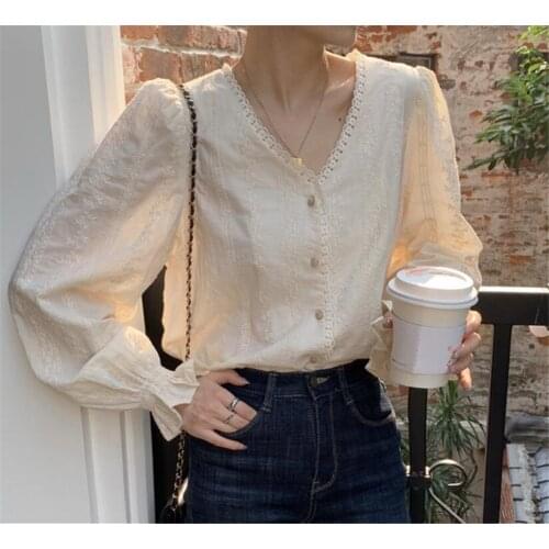 Shirts Women Solid Fashionable French Tender Vintage V-Neck Flare Sleeve Temperament Female Blouses Korean Style All-match ZY557