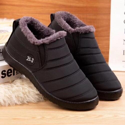Snow Boots Women Shoes Warm Plush Fur Ankle Boots Winter Female Slip On Flat Casual Shoes Waterproof Ultralight Footwear