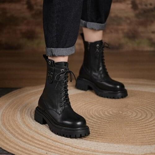 Fall Shoes Women Spilt Leather Women Platform Heels Winter Boots 2021 Fashion Women Shoes Round Toe Lace-up Short Modern Boots