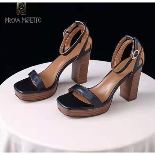 Round Toe Open Toe Bag with A Word Buckle Waterproof Platform Leather Thick Heel Platform Retro High-heeled Roman Shoes