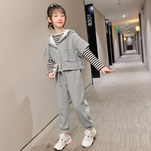 Girls New Suit 2021 Korean Version Of Childrens Western Style Net Red Childrens Clothing Girl Sports Three-Piece Suit