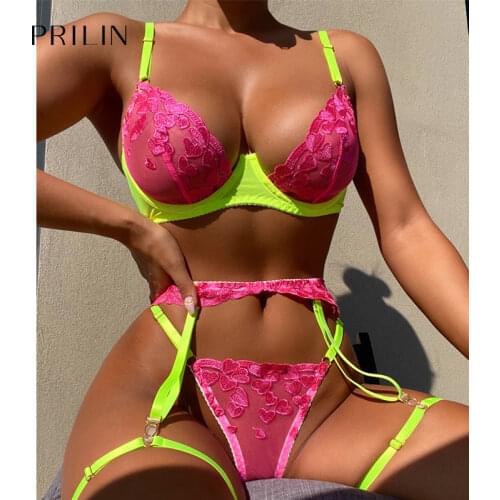 Women Sexy Lingerie Set Garter Belts Fluorescent Green Heart Lace Push Up Bras Sex Panties Temptation Erotic Sensual Underwear